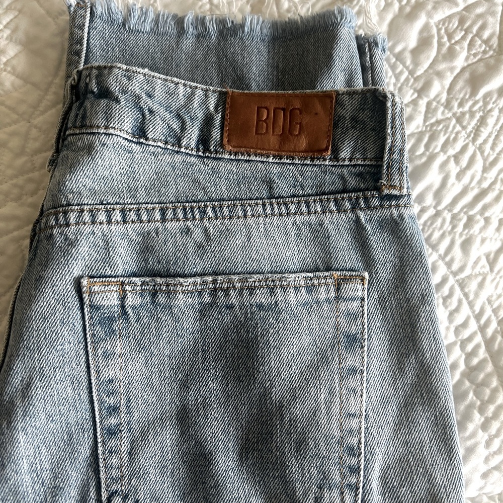 Size 28 BDG Jeans. Like New!